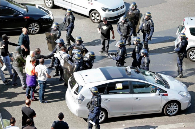 Забастовка таксистов во Франции